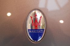 Maseratiemblem.JPG